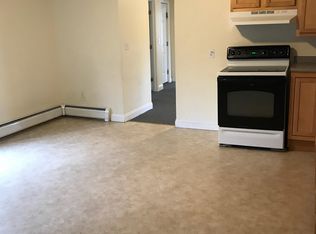 10 Pearl St #2, Auburn, ME 04210