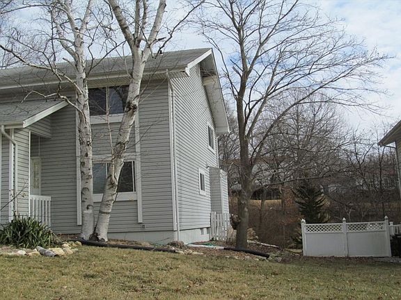 3rd image of 1264 Luray Dr