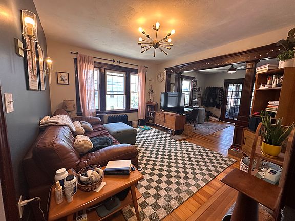 4th image of 9 Paine Ave #2