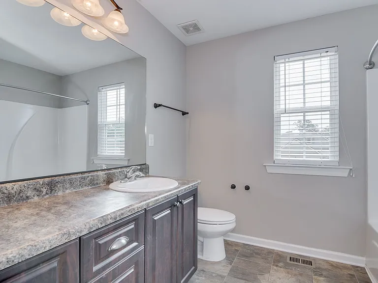473 Brantley Cove Cir — Photo 32