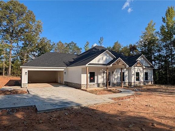 4th image of 171 Lee Road 143