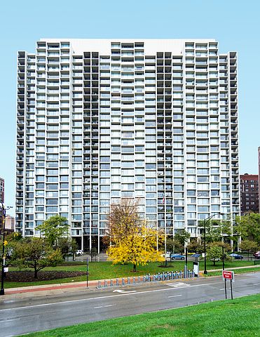 1st image of 3200 N Lake Shore Dr APT 1602