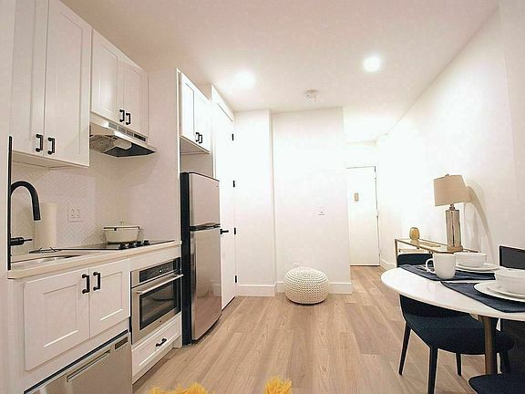 5th image of 2785 Broadway APT 4D