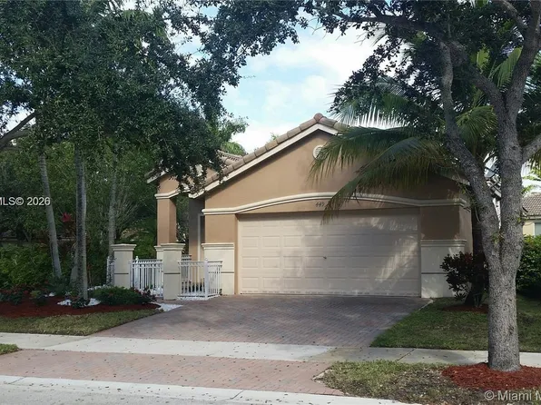 449 Silver Palm Way, Fort Lauderdale, FL 33327