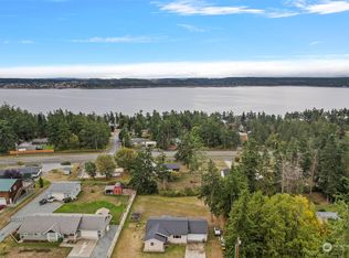 1601 Stephen St, Oak Harbor, WA 98277