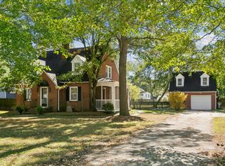 75 Lodge Rd, Poquoson, VA 23662