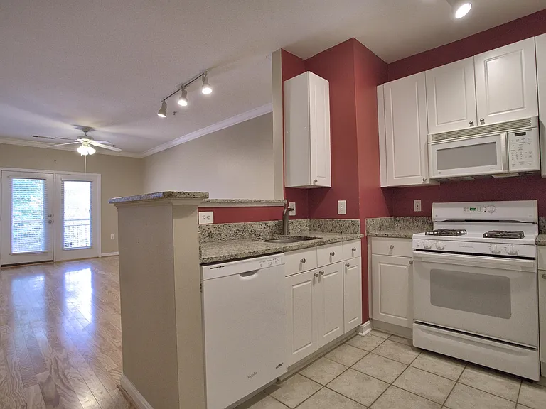 9490 Virginia Center Blvd #124 — Photo 6