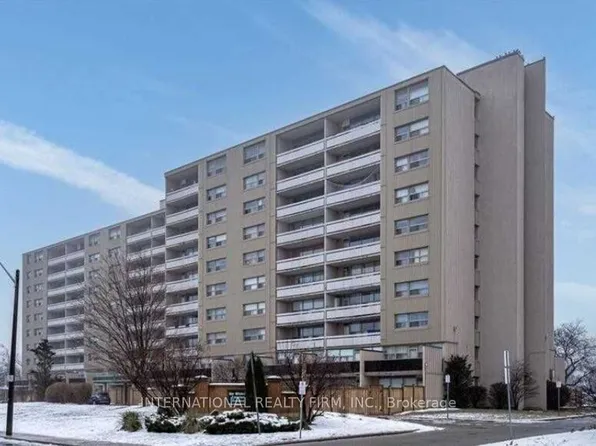 15 Albright Rd #301, Hamilton, ON L8K 5J2