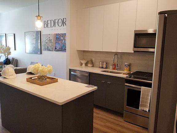 2nd image of 380 Communipaw Ave #4