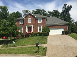 7903 Roycewood Rd, Louisville, KY 40214