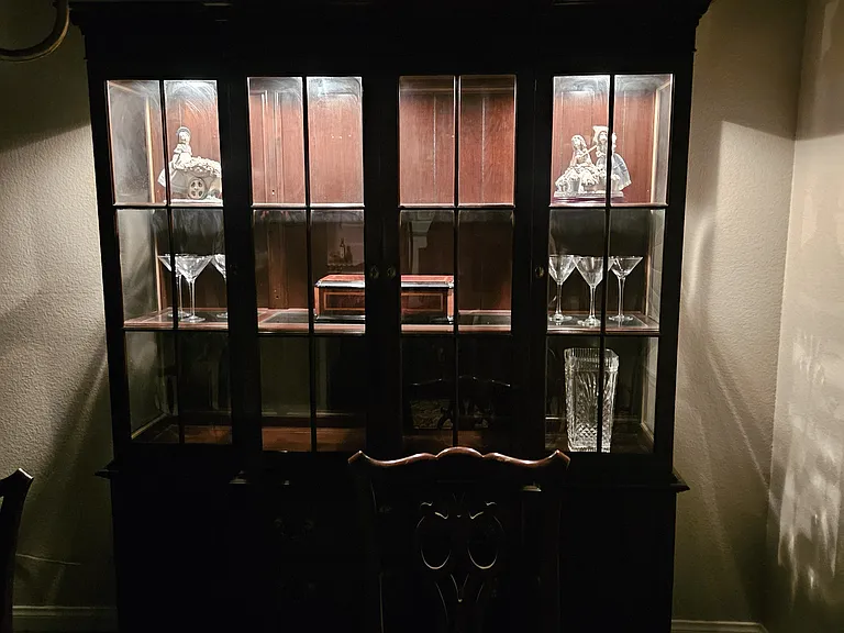 Ethan Allen Hutch. this left for tenants