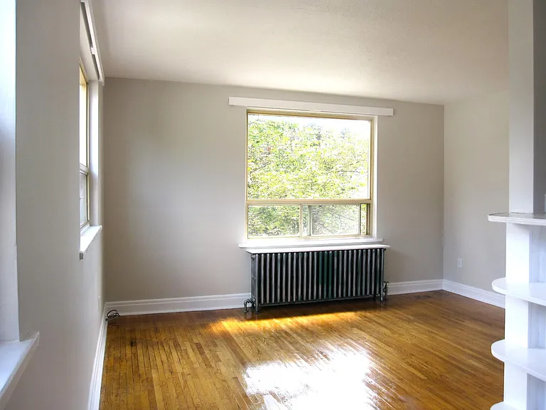 16 Church St E #9 — Photo 13