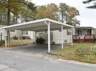 182 Pineview Ter, West Wareham, MA 02576