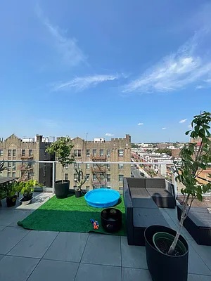 Rented by Pear NYC LLC | media 35