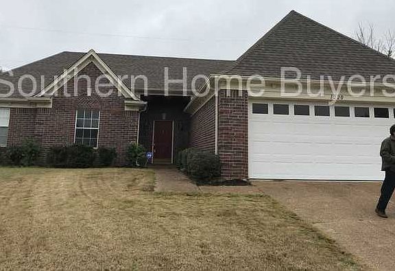 2nd image of 1220 Thornton Cv
