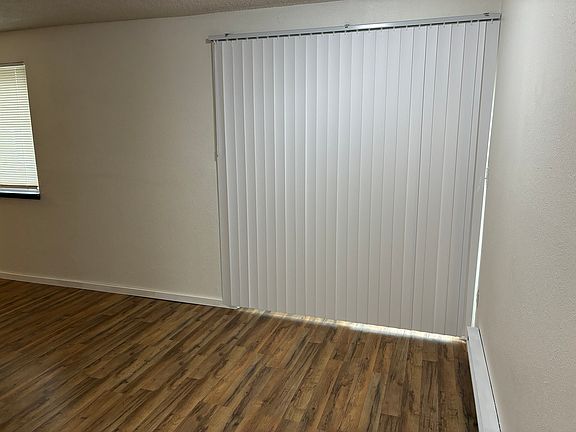 3rd image of 1408 Yonkers Dr SE APT C