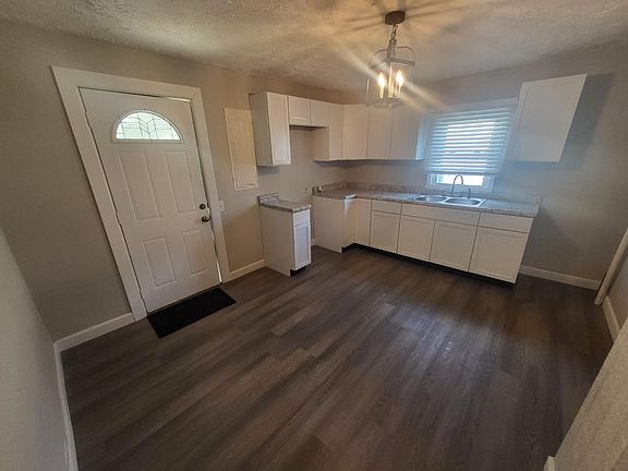 2nd image of 328 N Franklin St Lot 19