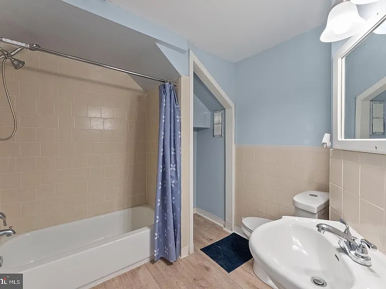 1818 E Pratt St #A — Photo 5