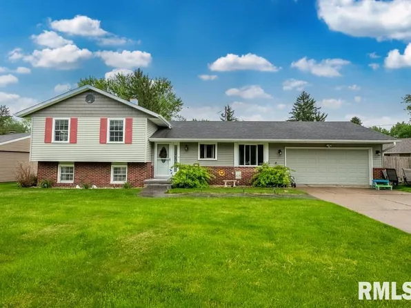 5030 W Hopewood Ln, Peoria, IL 61607