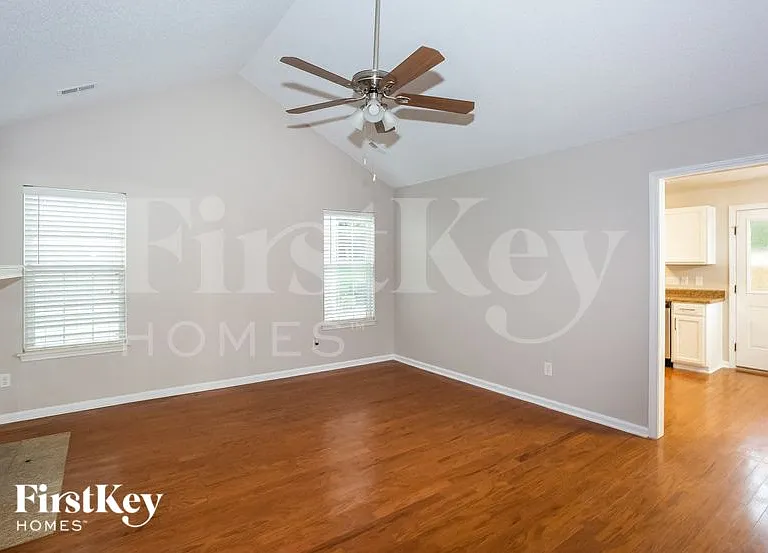 8507 Redstone View Dr — Photo 5