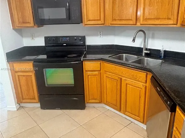 7410 SW 82nd St, Miami, FL