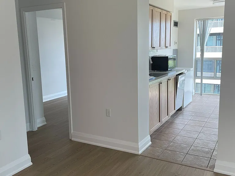28 Olive Ave #1602 — Photo 3