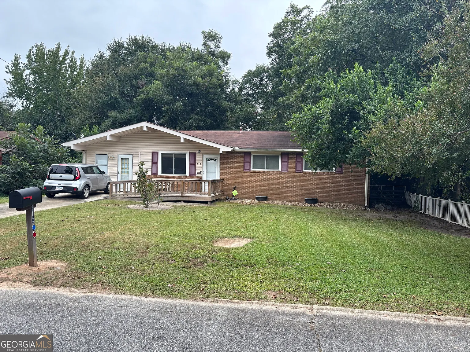 212 Palomino Ln photo 1