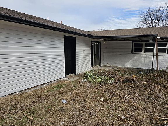 4th image of 3304 S 88th East East Ave