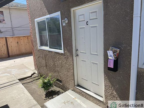2nd image of 631 W Hedges Ave #C