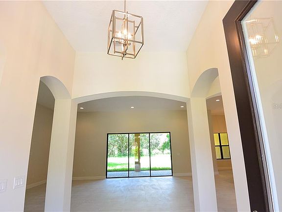 3rd image of 16212 Lake Armistead Way
