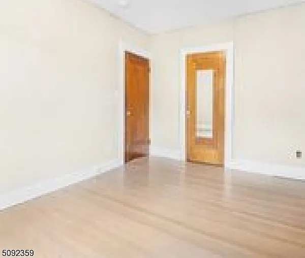 526 E Broad St #2 — Photo 18