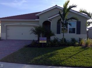 2881 Sunset Pointe Cir, Cape Coral, FL 33914