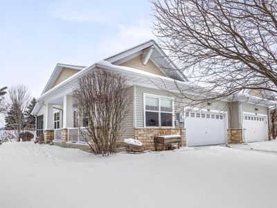 957 Crossings Dr, Delano, MN, 55328