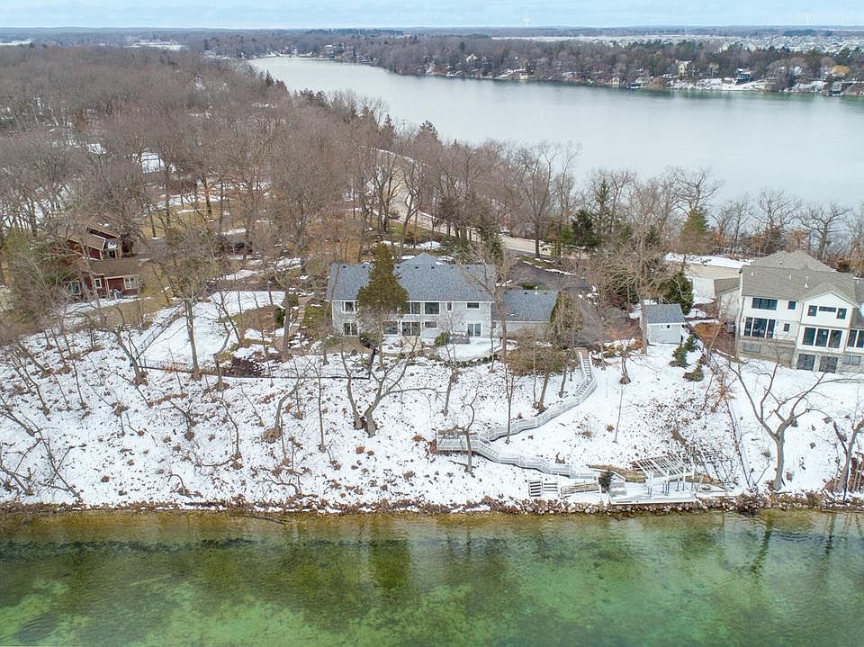 34436 Valley RD, Oconomowoc, WI 53066 Zillow