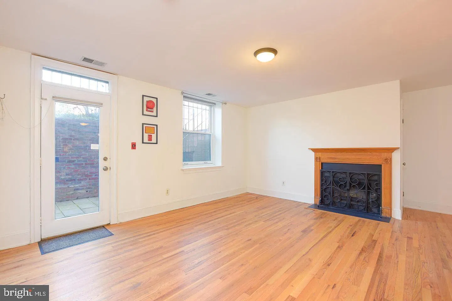 1 bed, 1.0 bath, 558 sqft, $2,300 — Photo 4