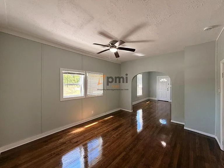 422 Hoyt St #1 — Photo 9