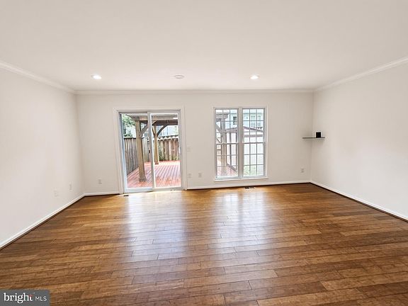 3rd image of 14829 Hancock Ct