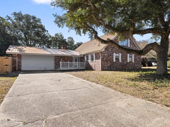 9 Elkwood Ct, Shalimar, FL 32579