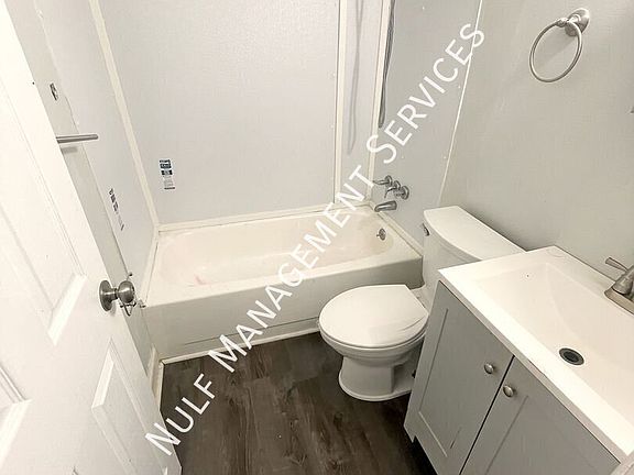 3rd image of 100 E 8th Ave #807-1