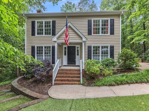 5805 Bayberry Ln, Raleigh, NC 27612