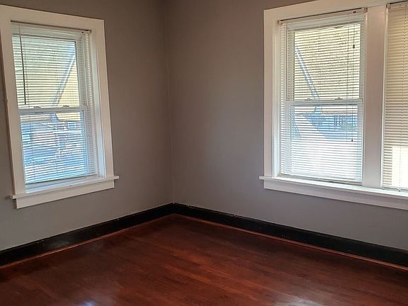 2nd image of 4710 Eichelberger St #A