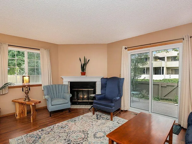 1087 Artemis Cir — Photo 23