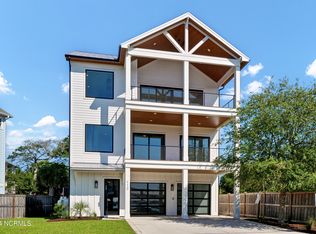 112 Diamond Point Ct, Surf City, NC 28445