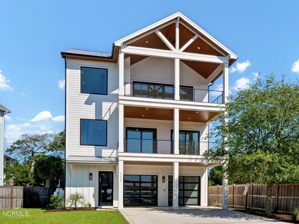 112 Diamond Point Court, Surf City, NC 28445