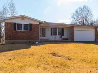 210 Pell St, Farmington, MO 63640