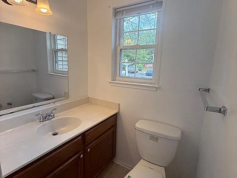306 Hillside Ter — Photo 13