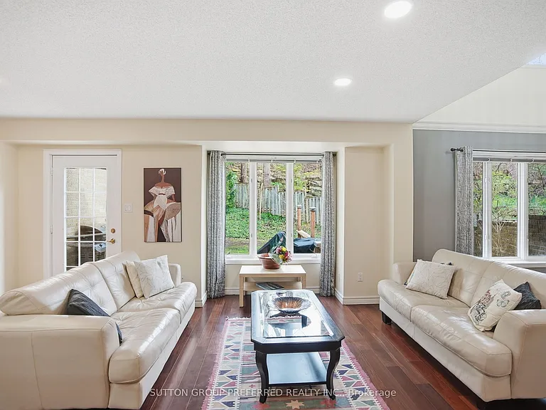 1500 Richmond St #17 — Photo 10