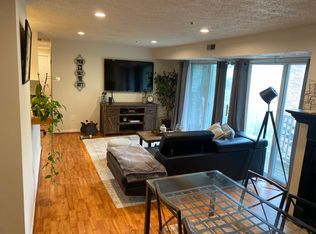 503 Palmtree Dr APT 10, Gaithersburg, MD 20878