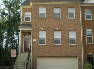 12640 Heron Ridge Dr, Fairfax, VA 22030