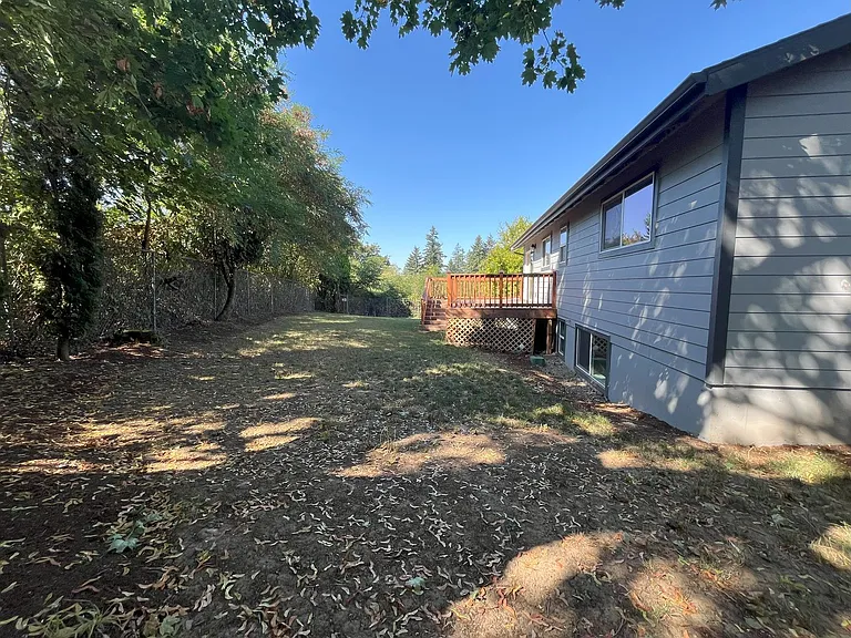 5121 SE 136th Ave — Photo 49